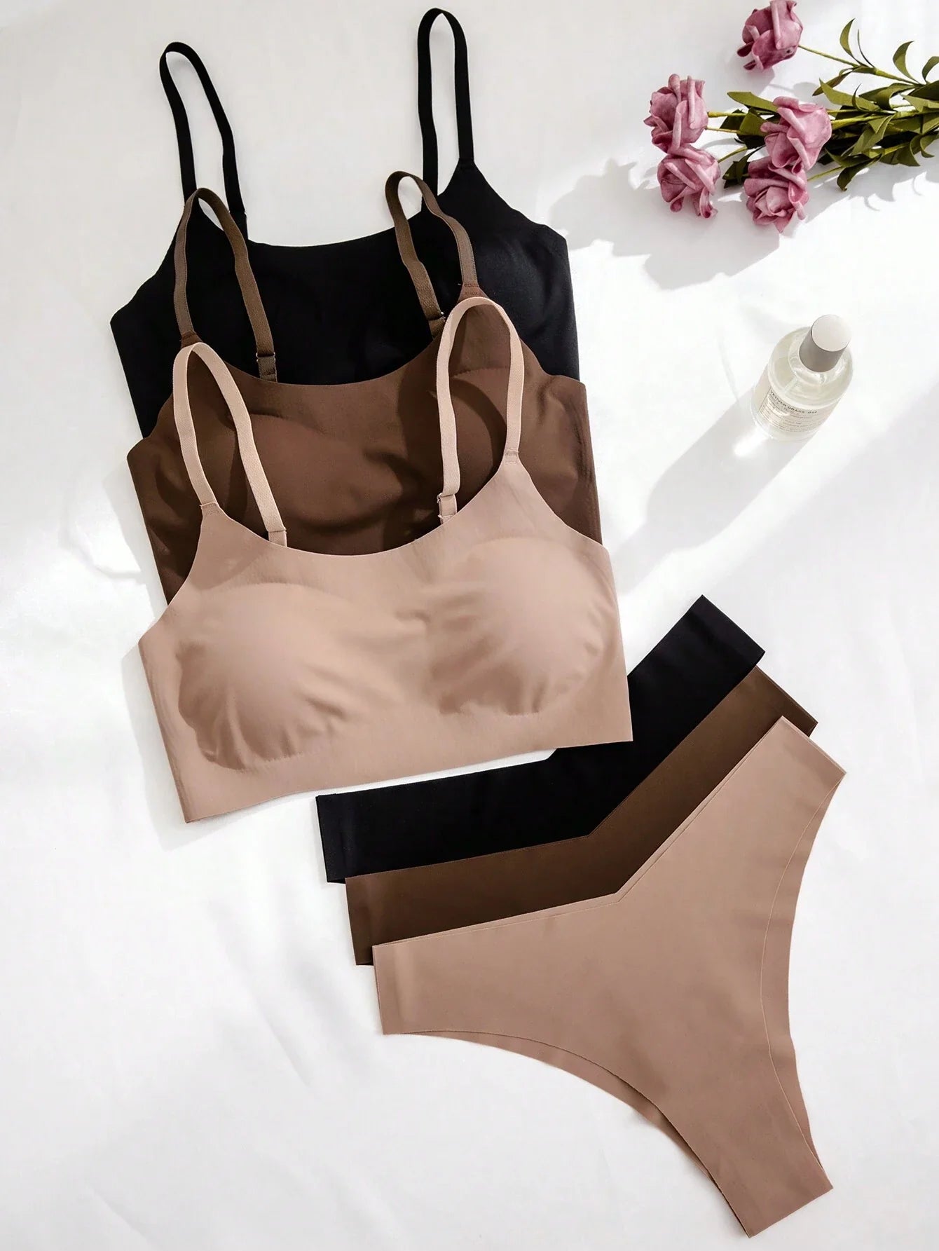 Εσώρουχα (Underwear)